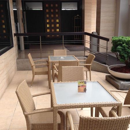 Marcelius Business Hotel Гуаякуил Екстериор снимка
